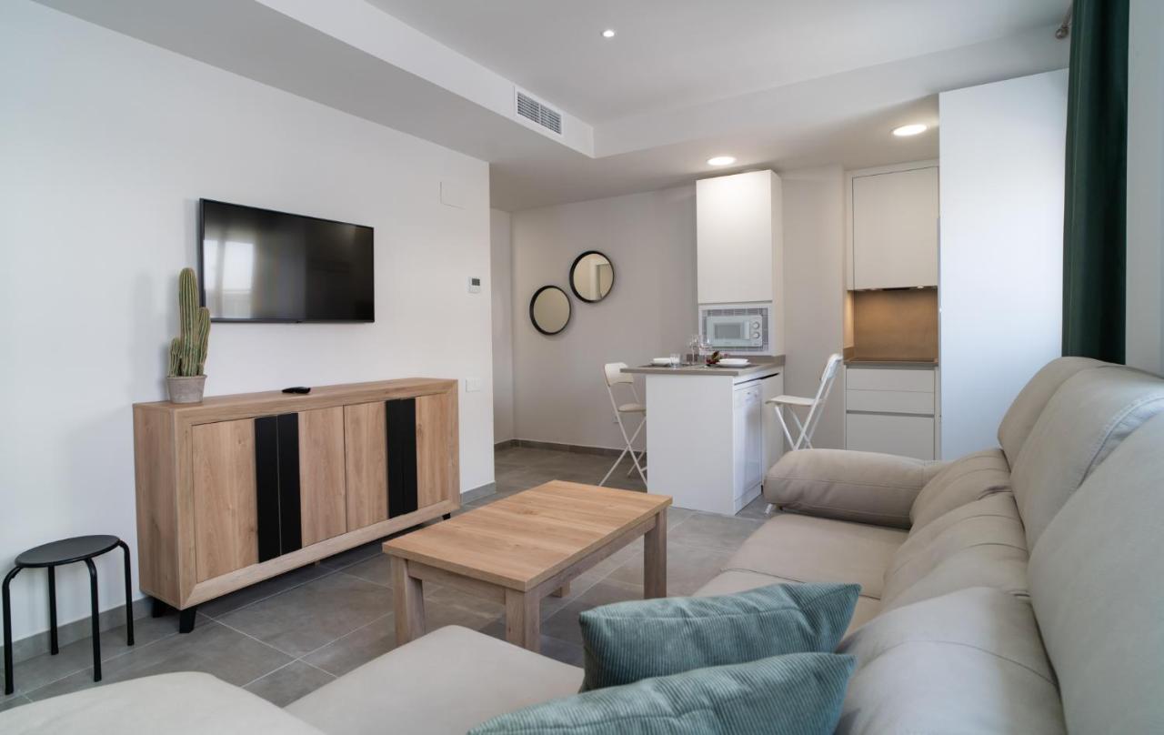 Aac Malaga - Apartamento Muy Comodo Y Bien Comunicado, A 1,3Km Del Centro Bagian luar foto